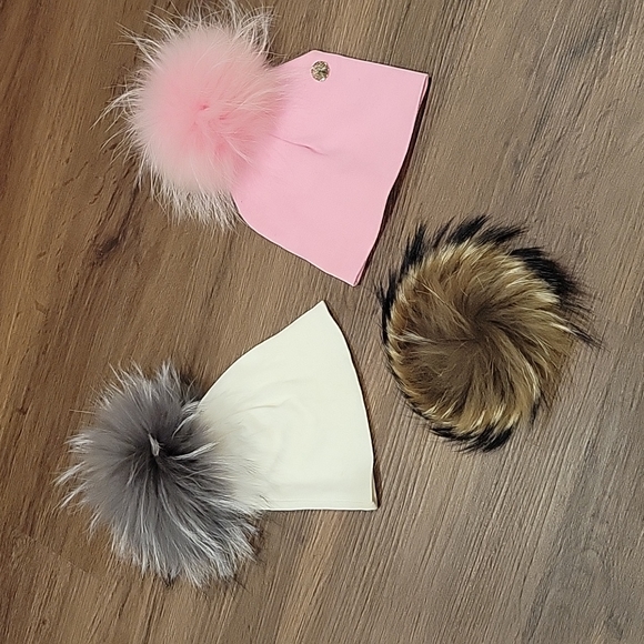 Baby beanie hat with pom poms real fur interchangeable pink and cream hat - Picture 1 of 5